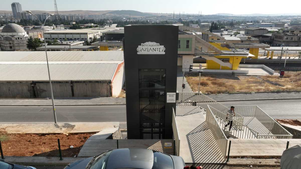 Seyrantepe Üst Geçit